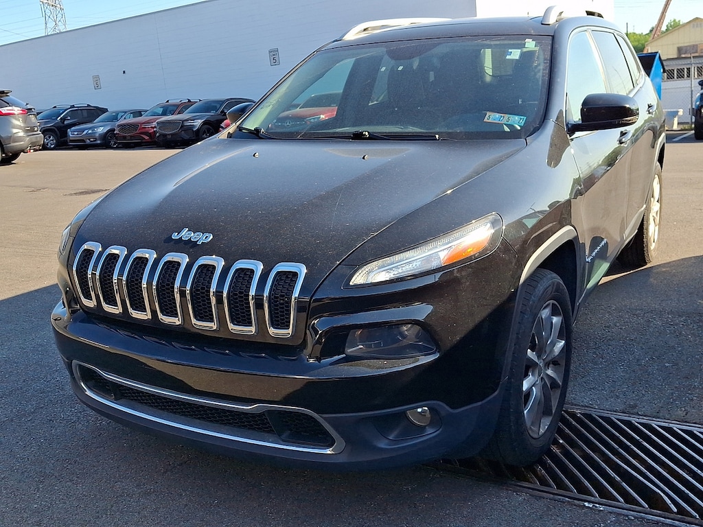 Used 2017 Jeep Cherokee Limited 4x4 SUV