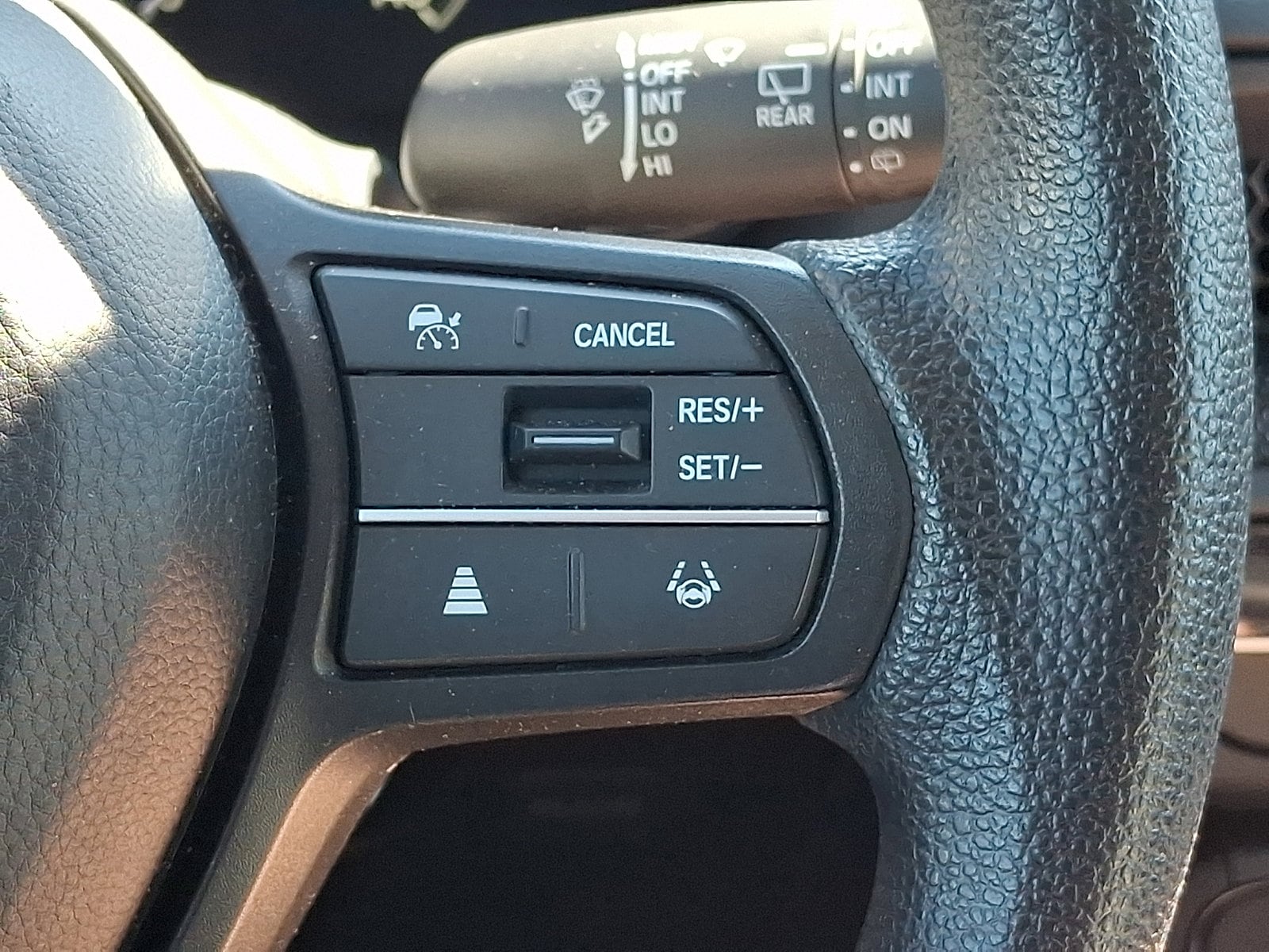 2025 Honda CR-V LX - Photo 21