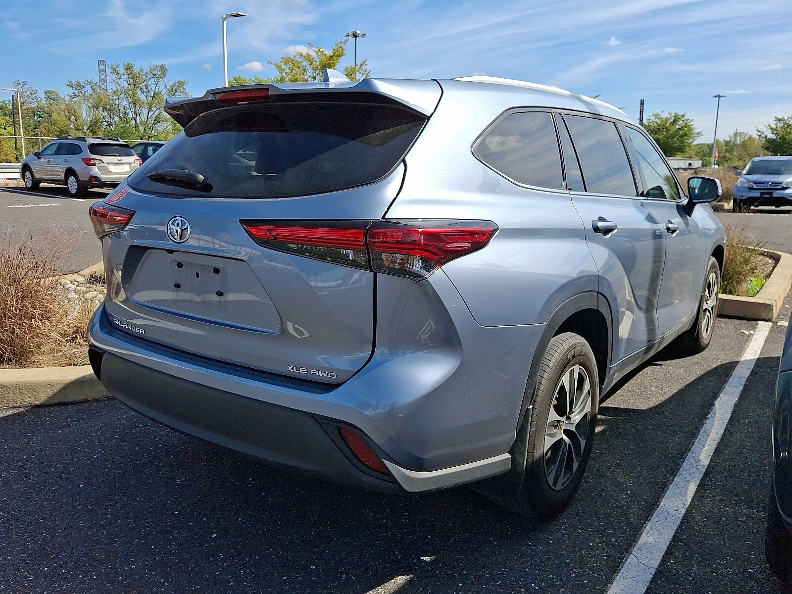 2022 Toyota Highlander XLE photo 4