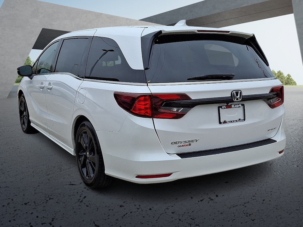 Used 2024 Honda Odyssey Sport Van