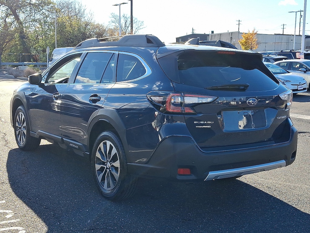 Used 2023 Subaru Outback Limited SUV