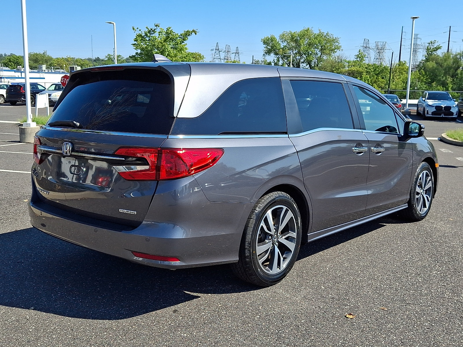 2024 Honda Odyssey Touring - Photo 6