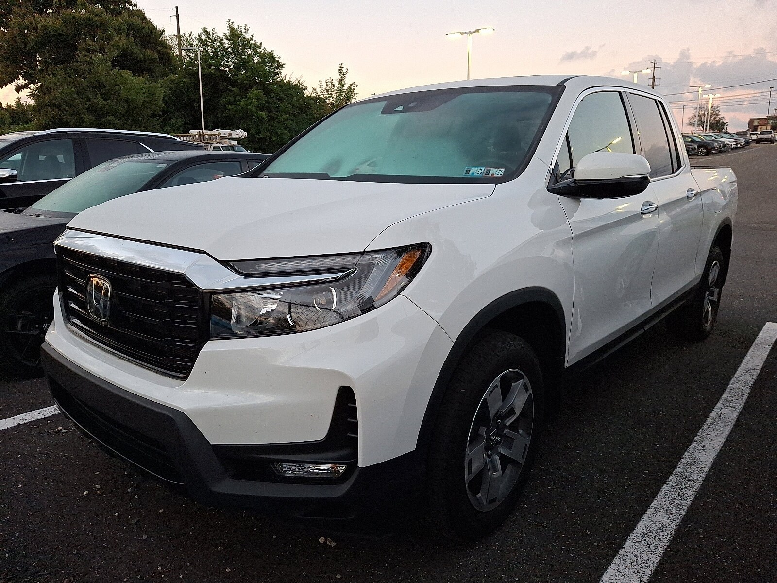 2023 Honda Ridgeline RTL-E photo 2