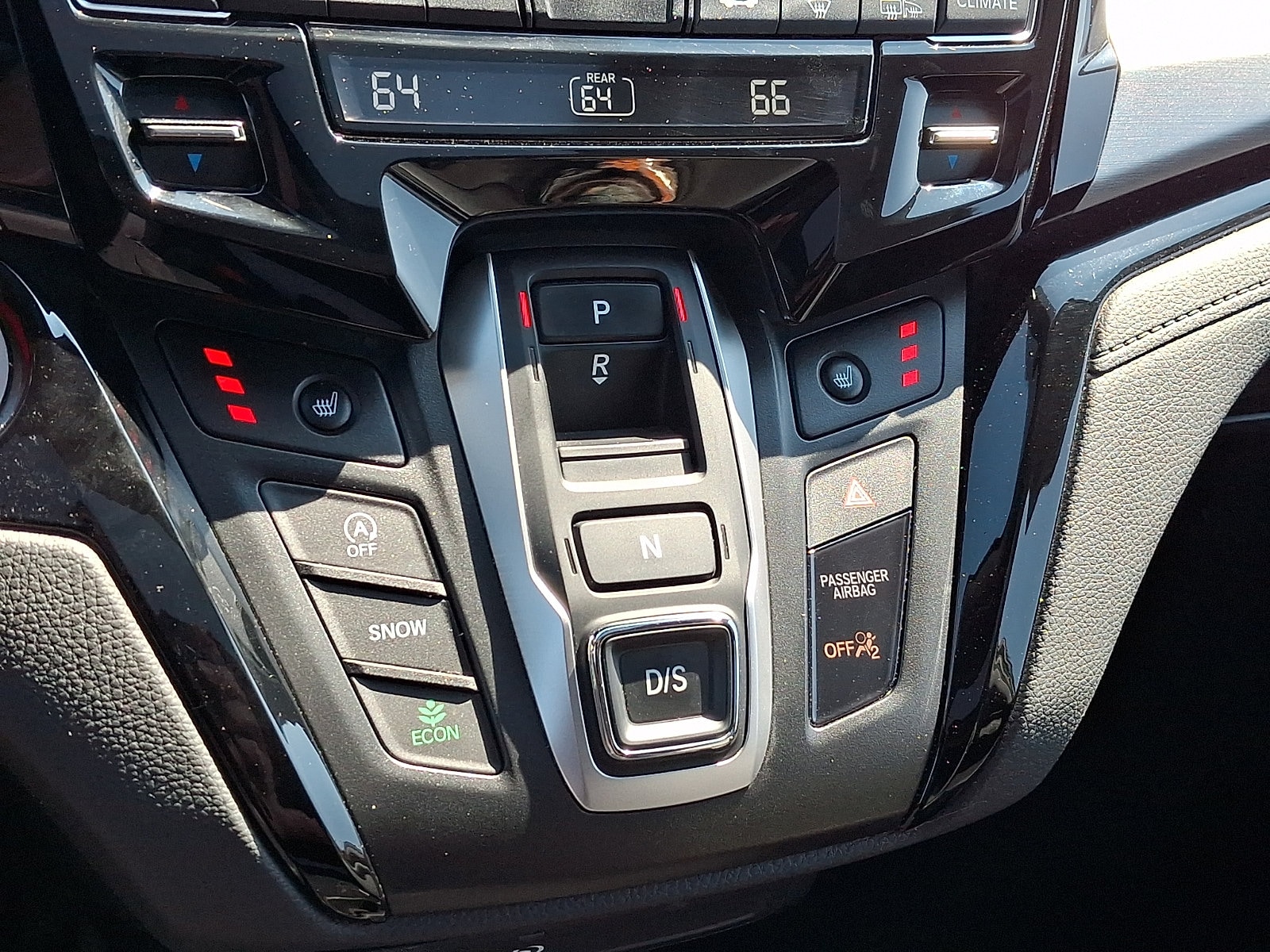 2024 Honda Odyssey Touring - Photo 16