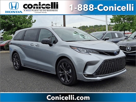2025 Toyota Sienna XSE 7 Passenger Van Passenger Van