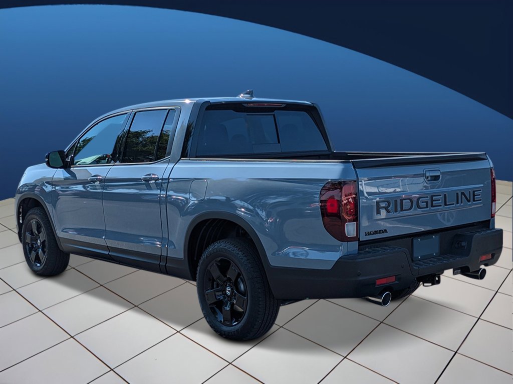 2026 Honda Ridgeline Black Edition photo 3