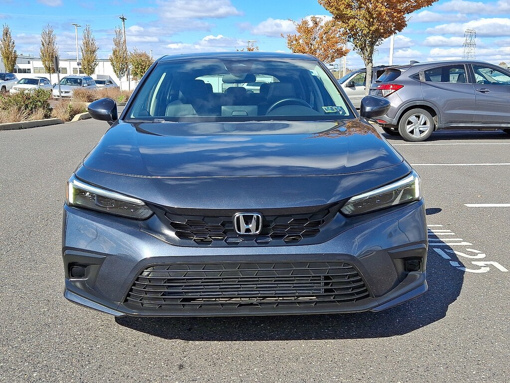 Used 2022 Honda Civic EX-L Hatchback