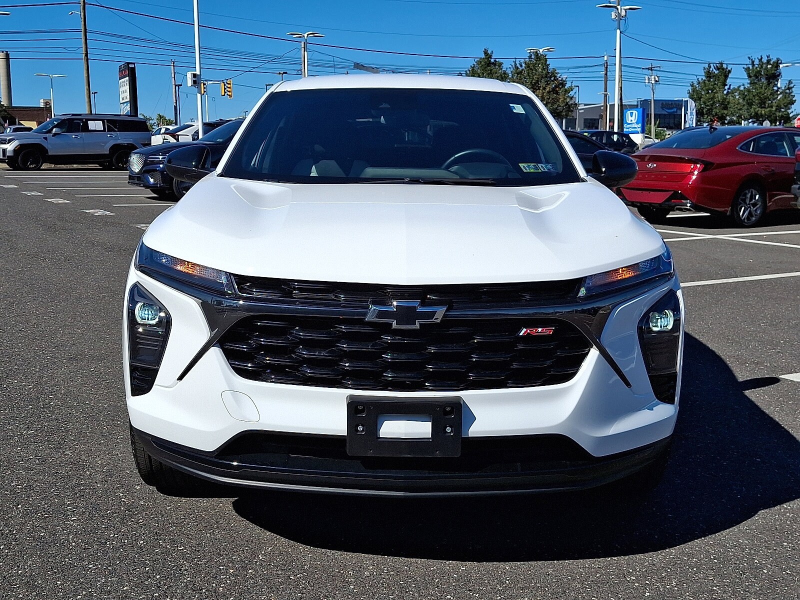 2024 Chevrolet Trax photo 2
