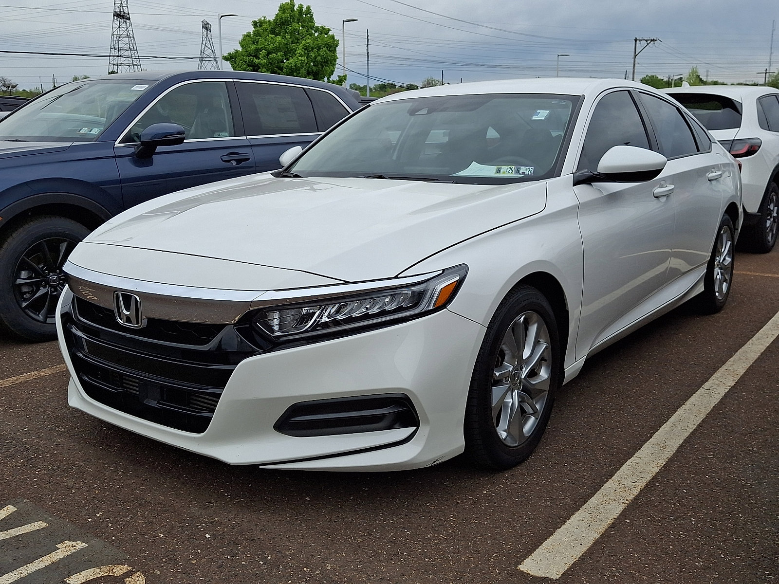 1HGCV1F18KA071837