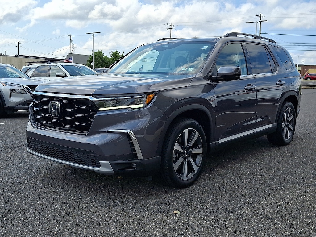 Certified 2024 Honda Pilot Touring SUV
