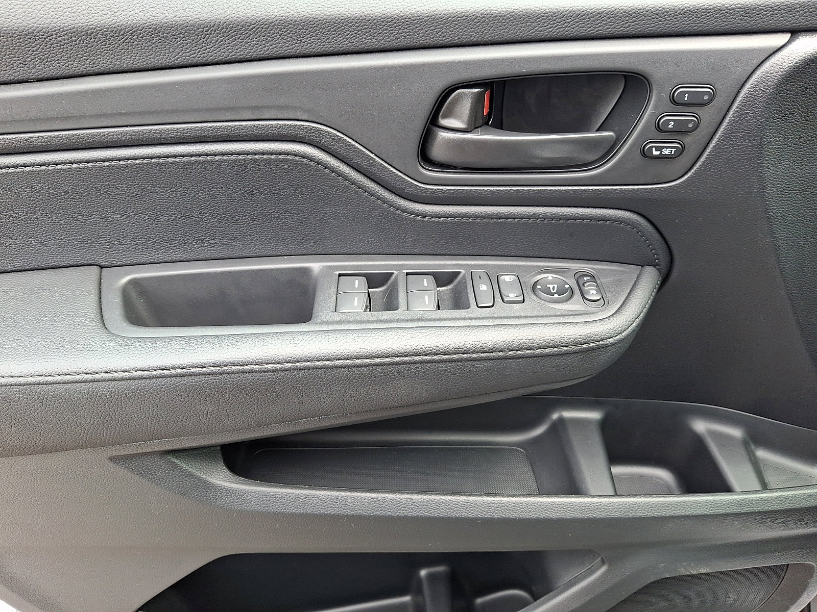 2026 Honda Odyssey EX-L - Photo 13