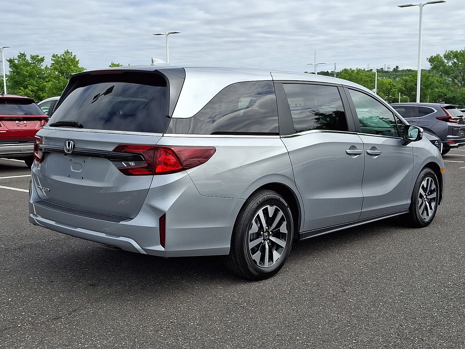 2026 Honda Odyssey EX-L - Photo 6