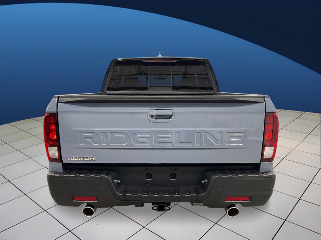 2026 Honda Ridgeline Black Edition photo 3