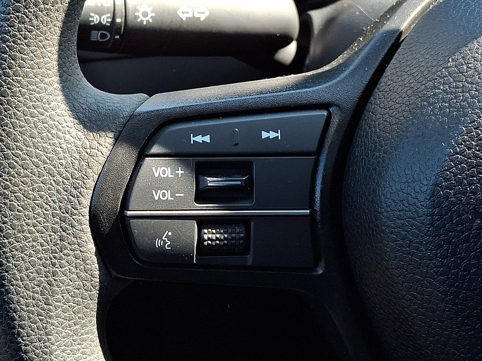 2025 Honda Accord SE - Photo 21