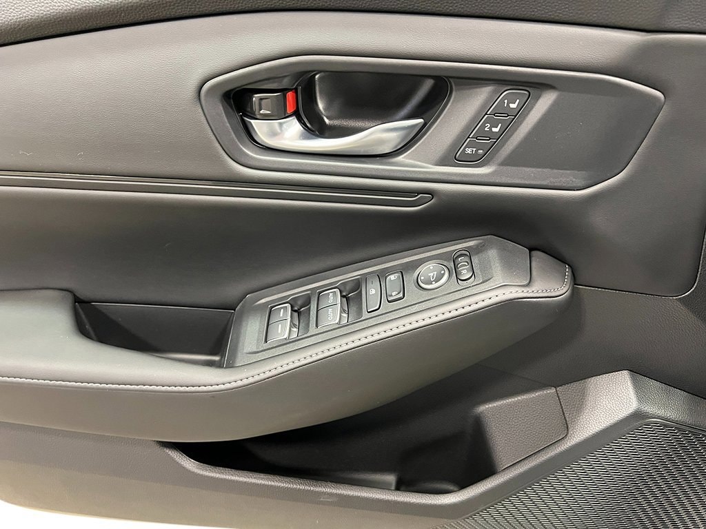 2025 Honda Accord Hybrid Sport-L - Photo 15