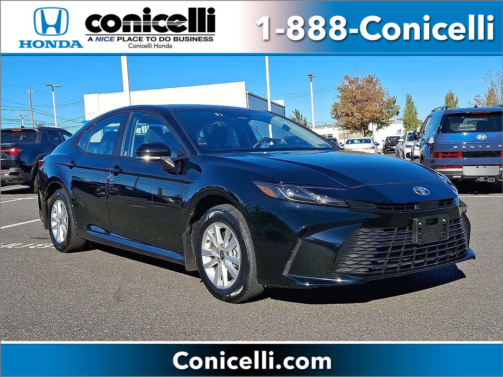 2025 Toyota Camry LE's photo