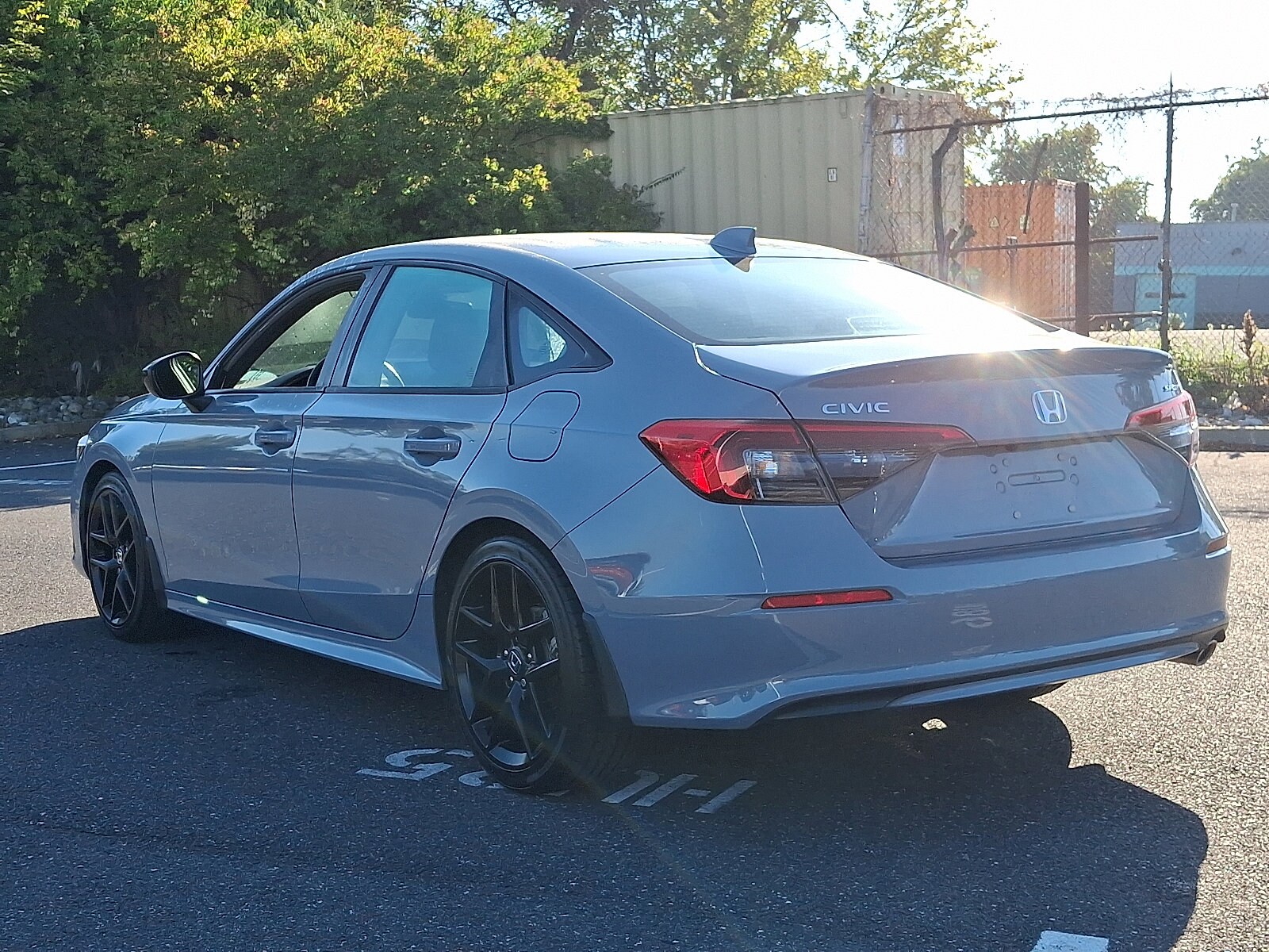 2022 Honda Civic Sport photo 3