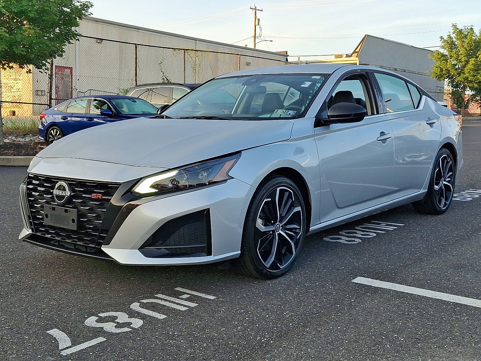 2024 Nissan Altima 2.5 SR photo 3