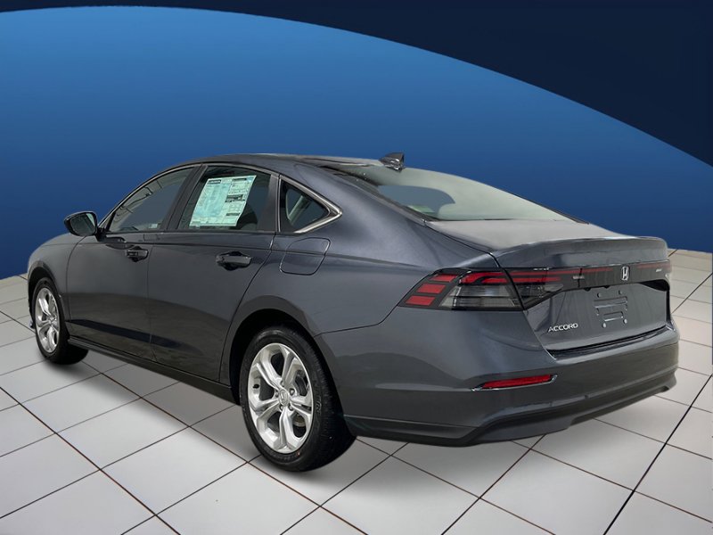 2025 Honda Accord LX photo 3