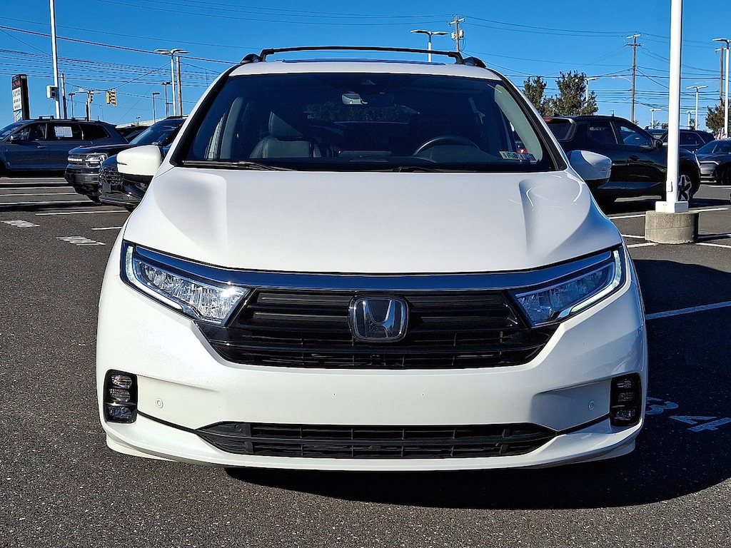 Used 2023 Honda Odyssey Touring Van