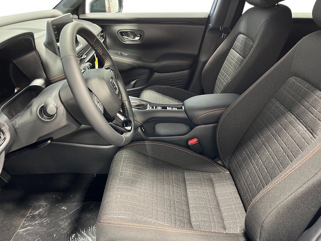2026 Honda HR-V Sport - Photo 13