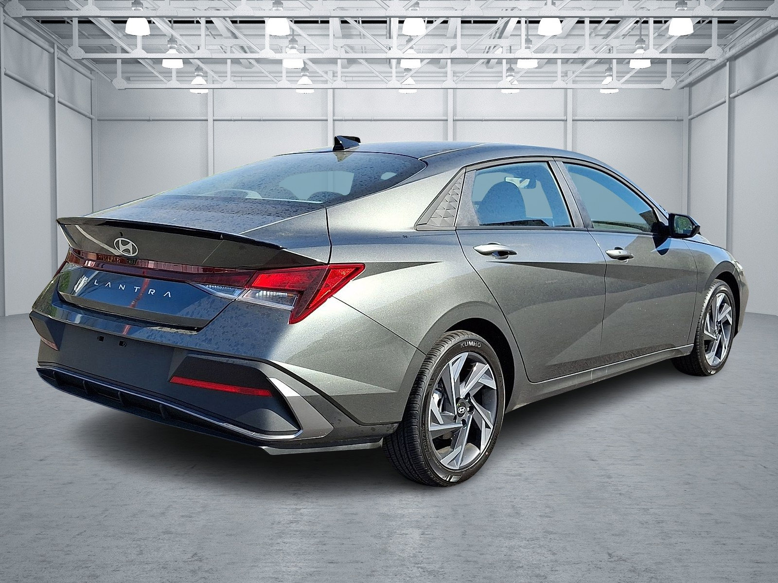 2025 Hyundai Elantra SEL - Photo 6