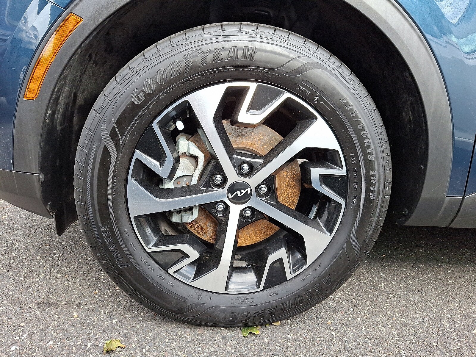 2024 Kia Sportage Hybrid EX photo 3