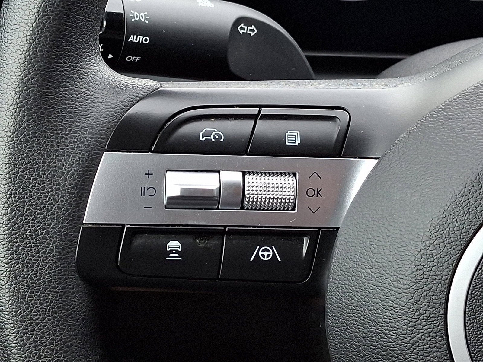 2025 Hyundai Tucson SEL - Photo 20