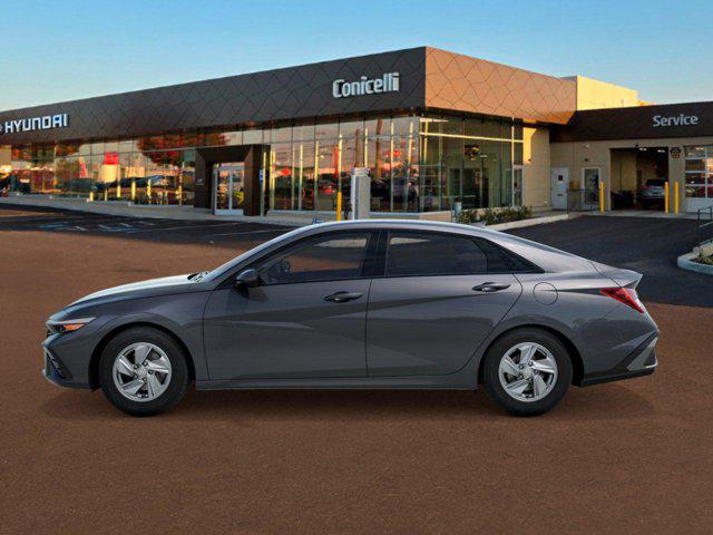 2025 Hyundai Elantra SE photo 2