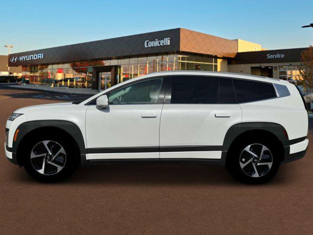 New 2026 Hyundai IONIQ 9 SE SUV