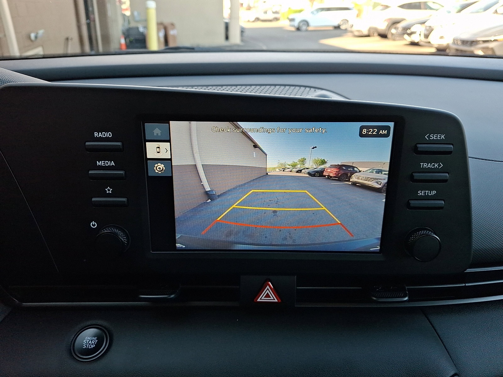 2025 Hyundai Elantra SEL - Photo 17