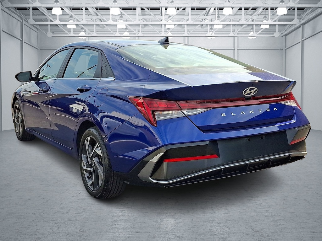 Certified 2024 Hyundai Elantra SEL Convenience Package Sedan