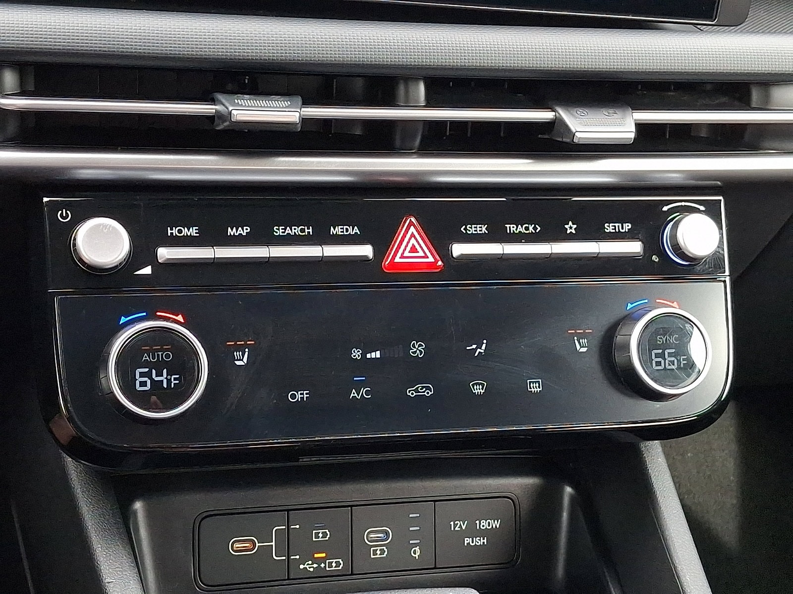 2025 Hyundai Tucson SEL - Photo 15