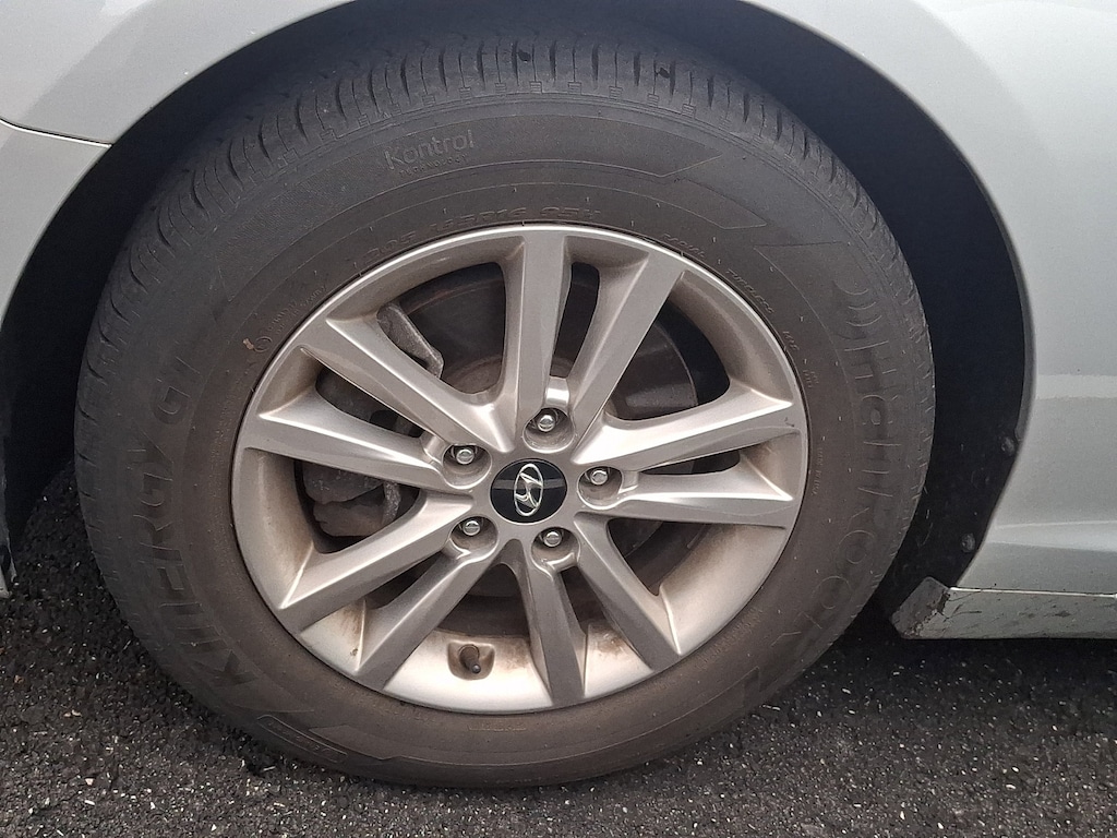 Used 2017 Hyundai Sonata w/PZEV Sedan