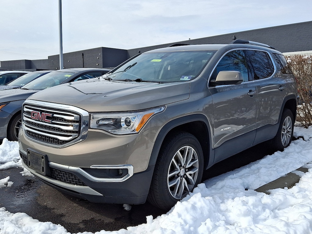 Used 2019 GMC Acadia SLE-2 SUV