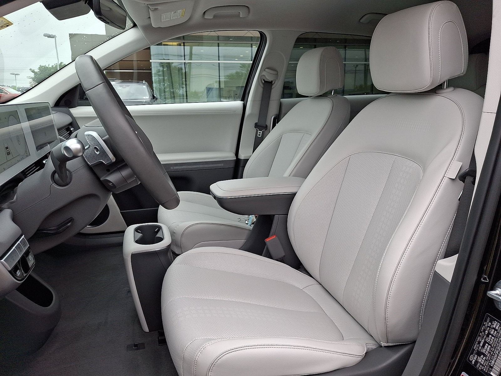 2023 Hyundai IONIQ 5 SEL - Photo 13