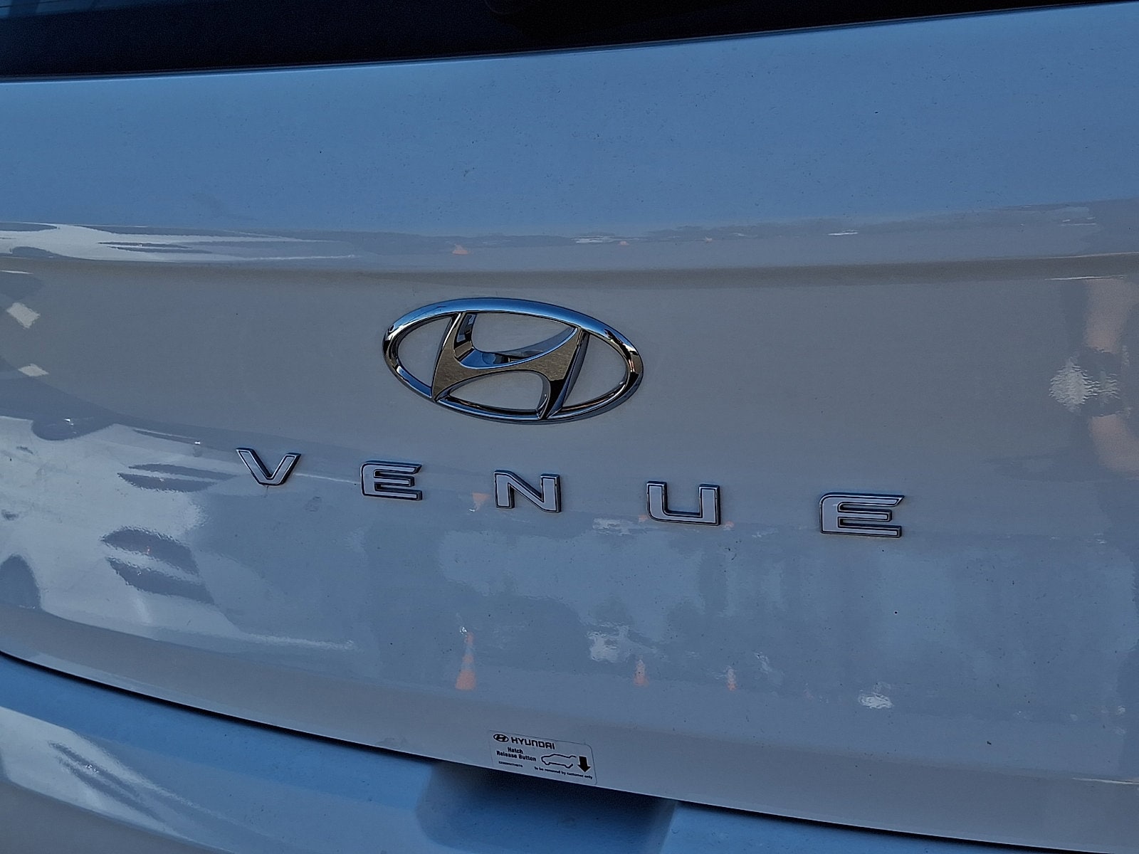 2025 Hyundai Venue Limited - Photo 30