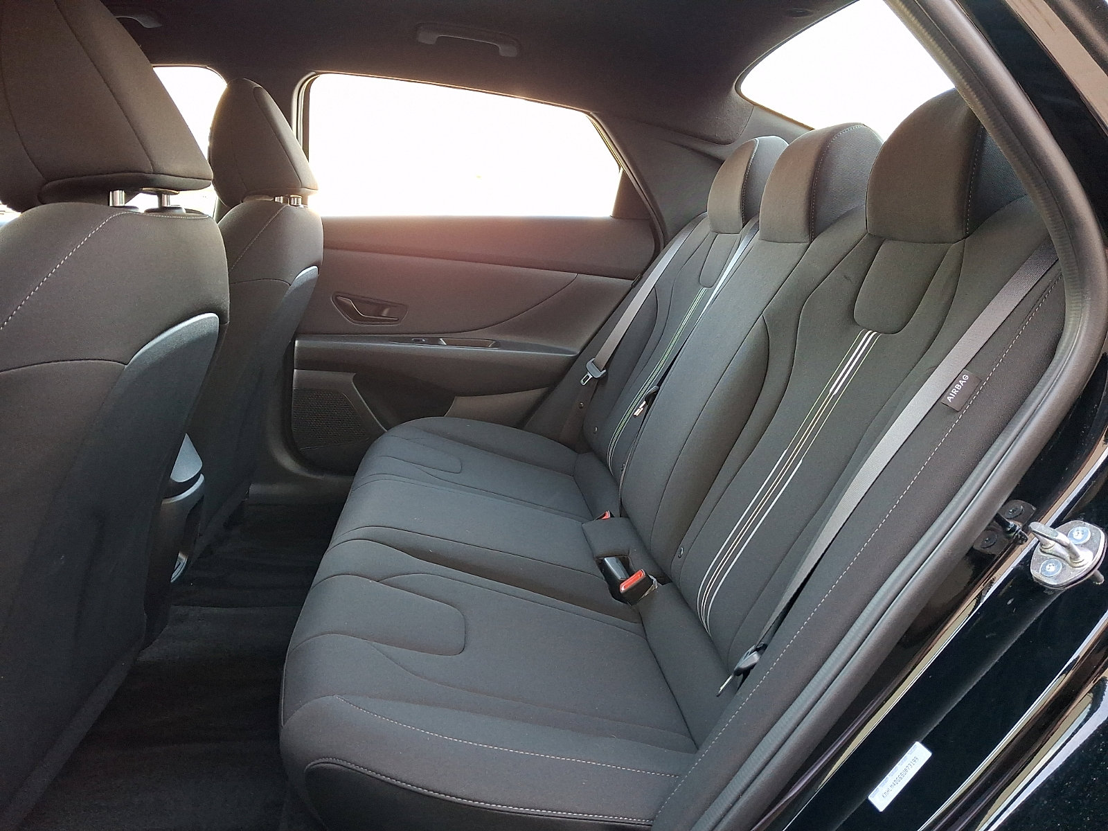 2025 Hyundai Elantra SEL - Photo 10