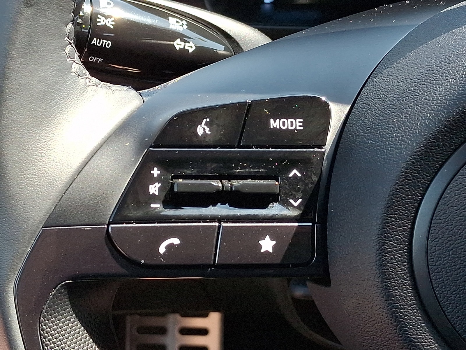 2025 Hyundai Elantra SEL - Photo 20
