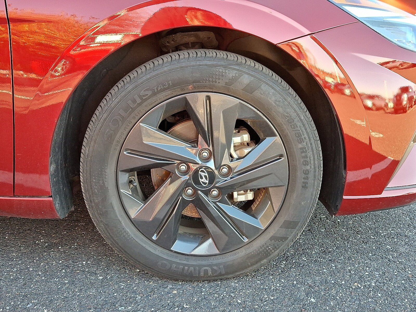 2023 Hyundai Elantra SEL photo 4