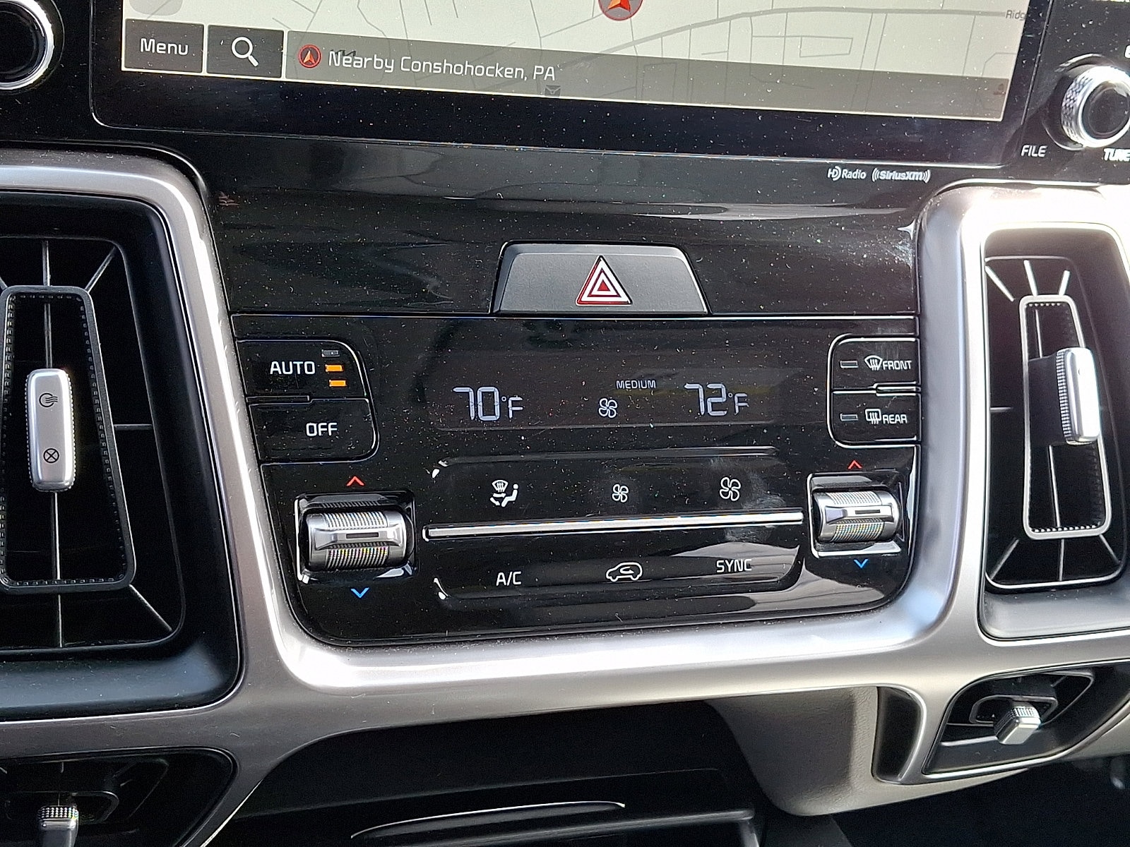 2022 Kia Sorento X-Line S - Photo 15