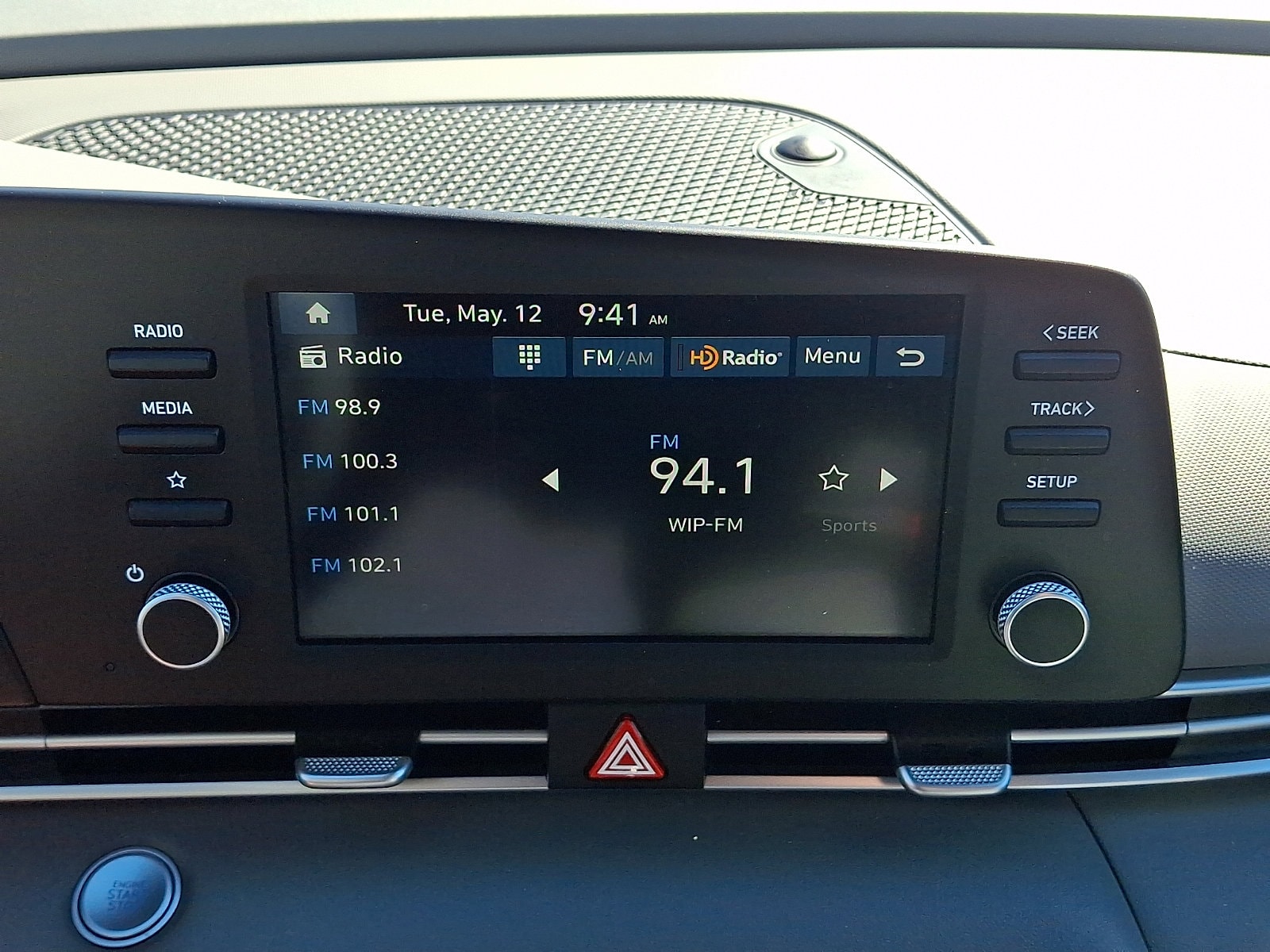 2025 Hyundai Elantra SEL - Photo 16