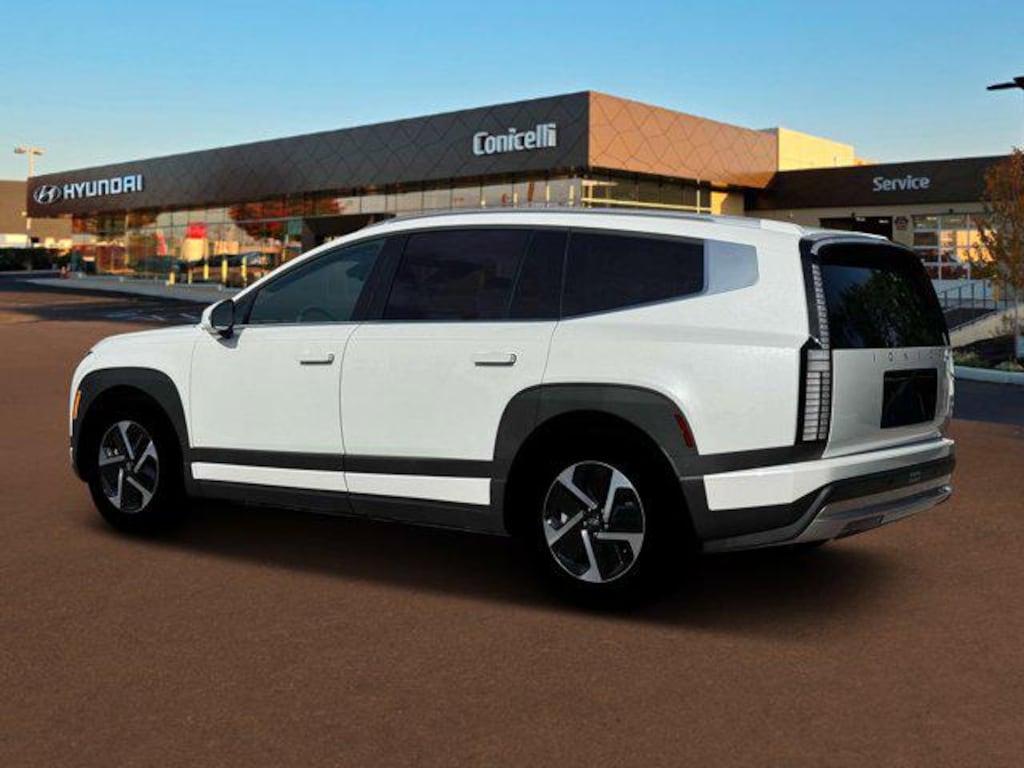 New 2026 Hyundai IONIQ 9 SE SUV