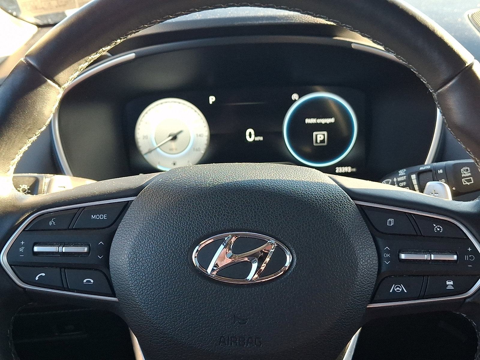 2023 Hyundai Santa Fe Limited - Photo 20