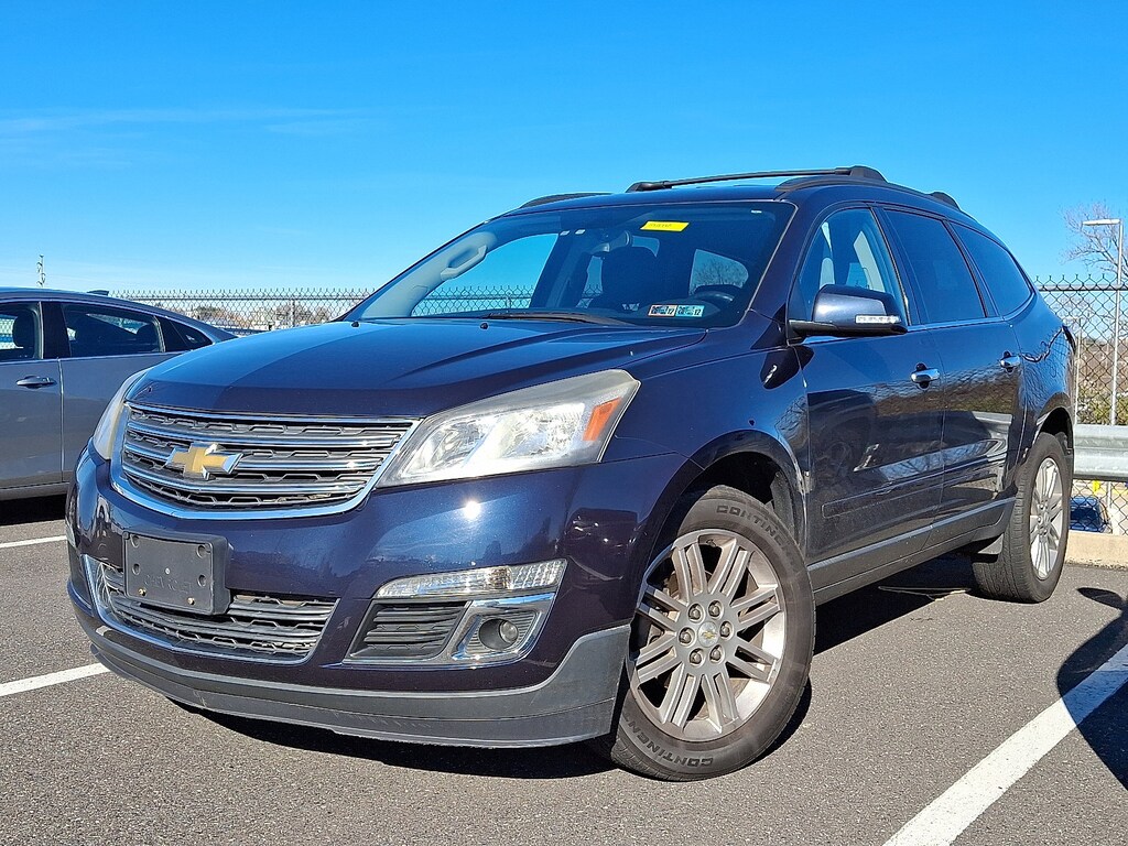Used 2015 Chevrolet Traverse LT w/1LT SUV