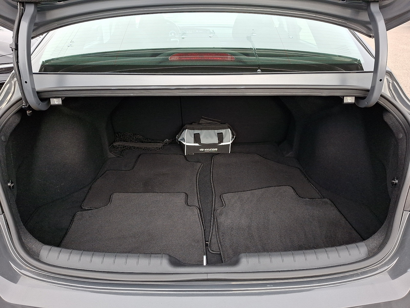 2024 Hyundai Elantra SEL - Photo 30
