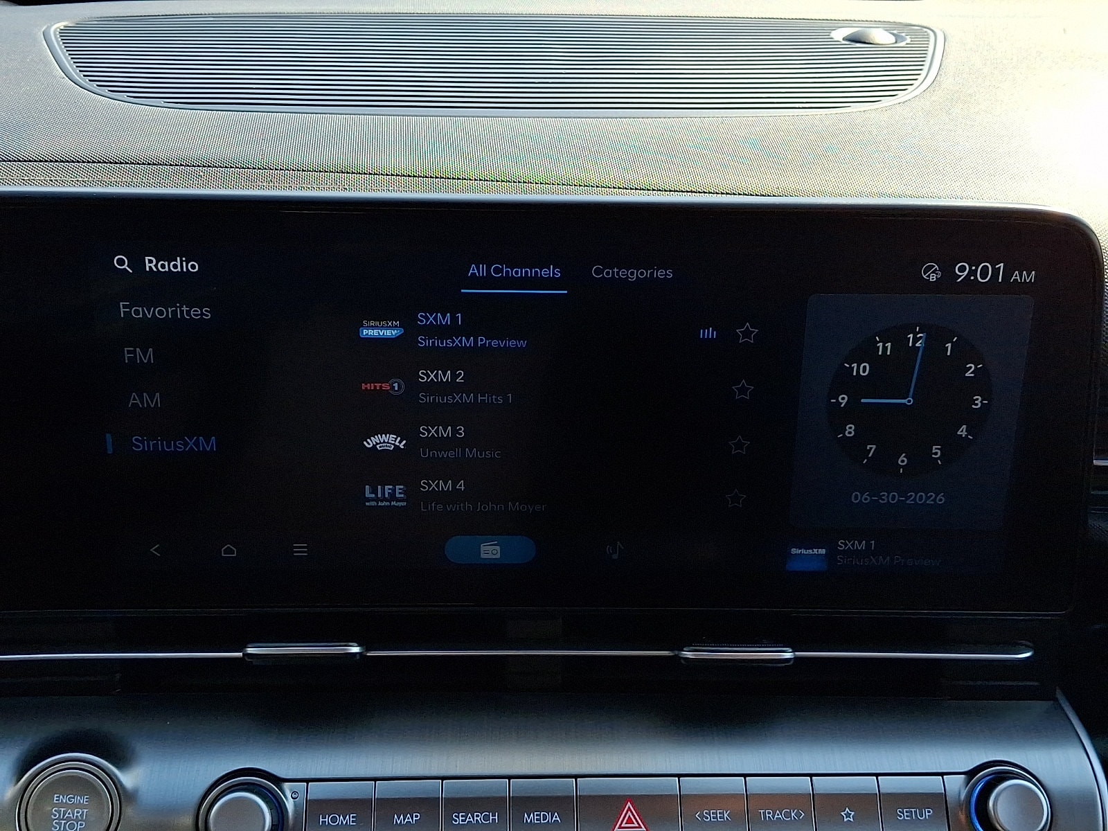 2025 Hyundai Kona SEL - Photo 16
