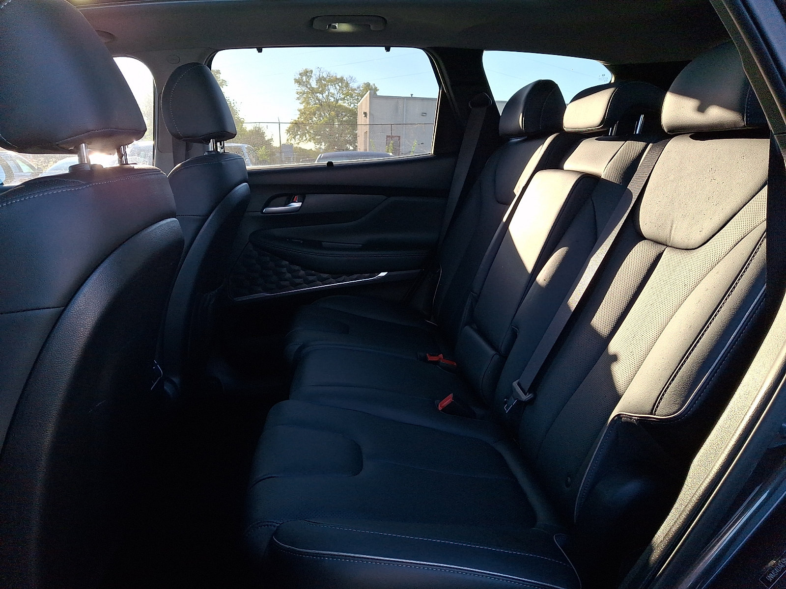 2023 Hyundai Santa Fe Limited - Photo 10