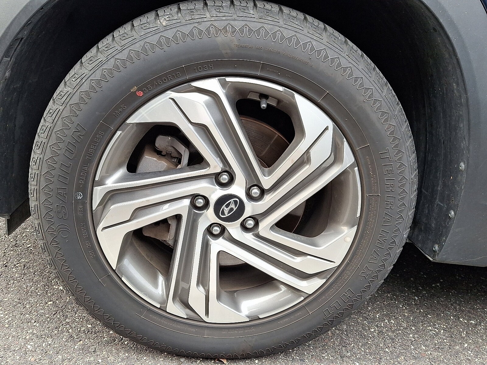 2023 Hyundai Santa Fe SEL photo 2