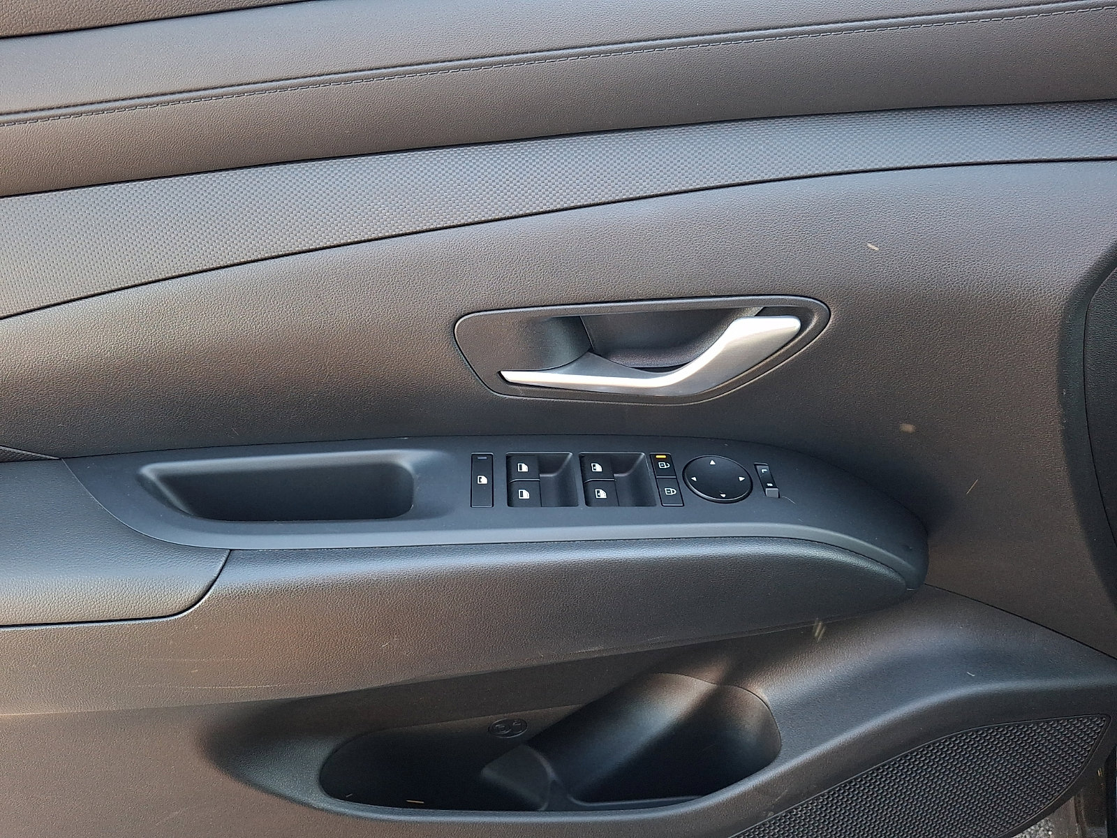 2025 Hyundai Tucson SEL - Photo 12